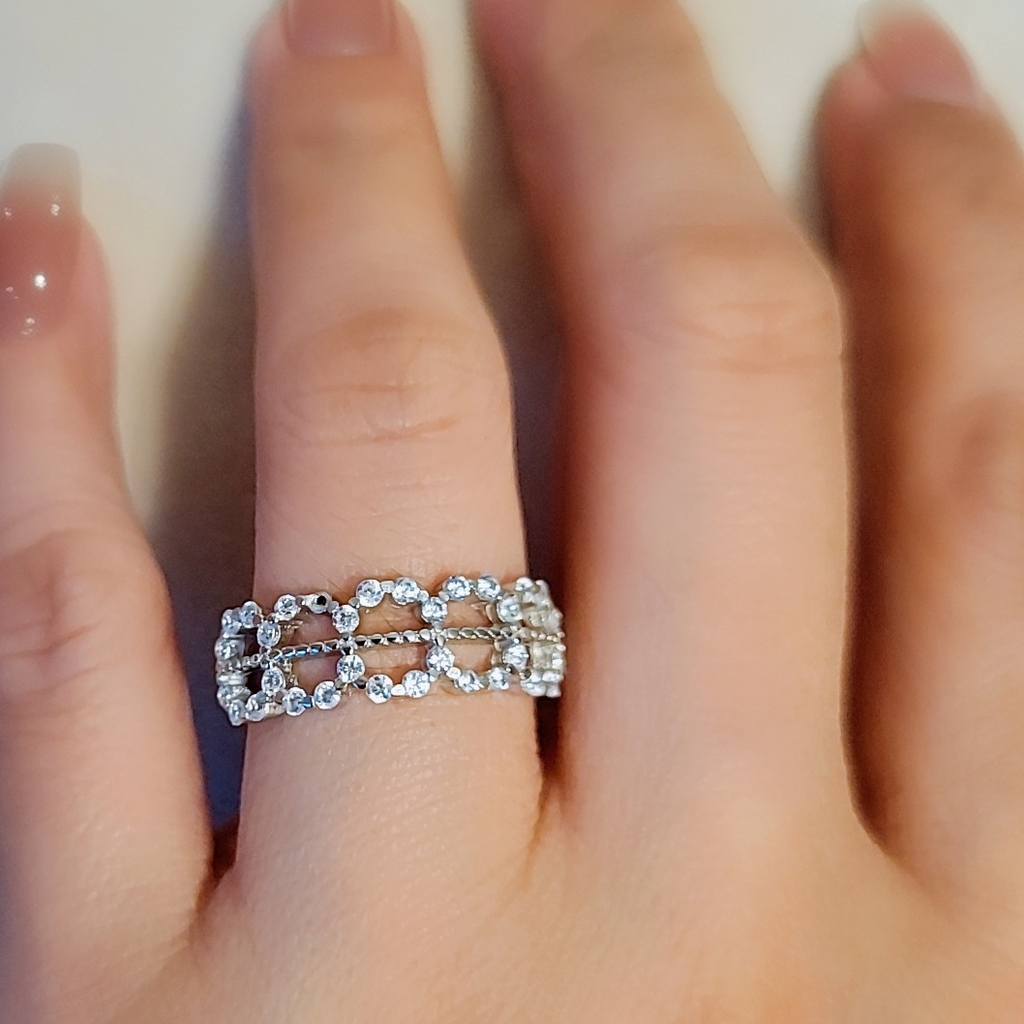 S925 Sterling Silver CZ Scalloped Openwork Band Ring – Size 7