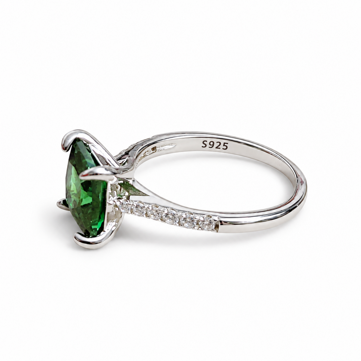 SilverBloom 925 Green Square-Cut Cubic Zirconia Sterling Silver Ring – Size 7