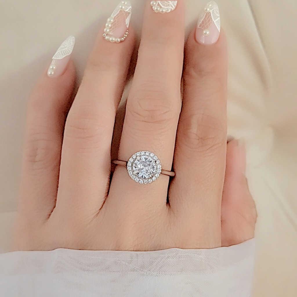 SilverBloom 925 Round Cubic Zirconia Floral Halo Ring – Size 8