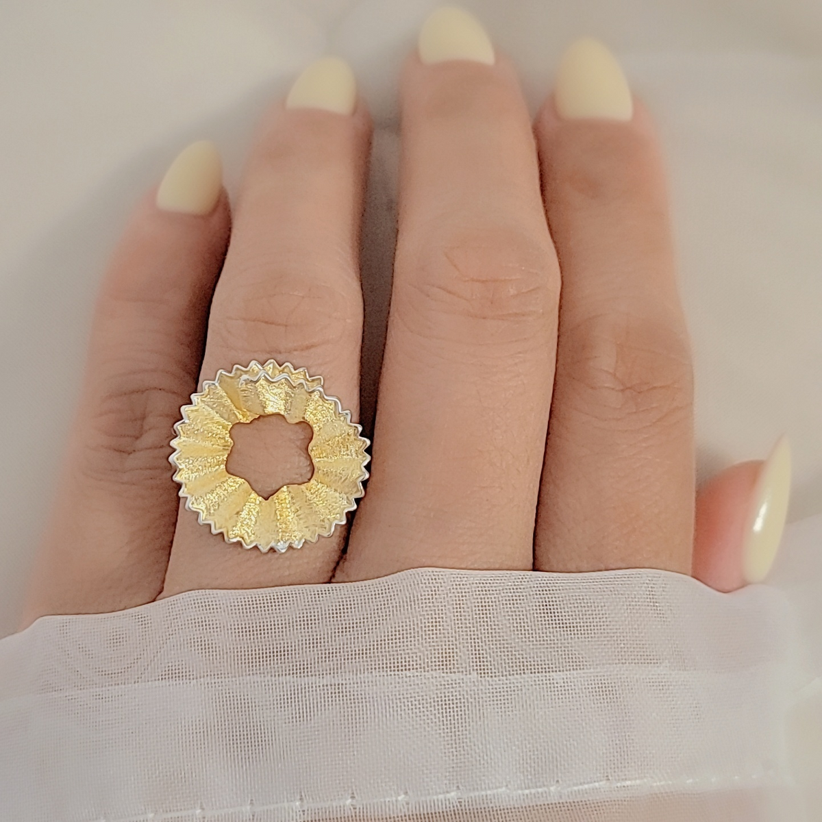 SilverBloom 925 18K Gold Plated 925 Sterling Silver Sculptural Shavings Ring