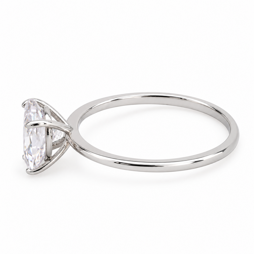 925 Sterling Silver 2CT Pear Cut Cubic Zirconia Ring Size 8