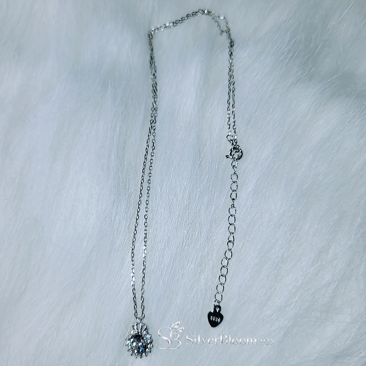 SilverBloom 925 Round Brilliant-Cut 5A Cubic Zirconia Flower Pendant Necklace