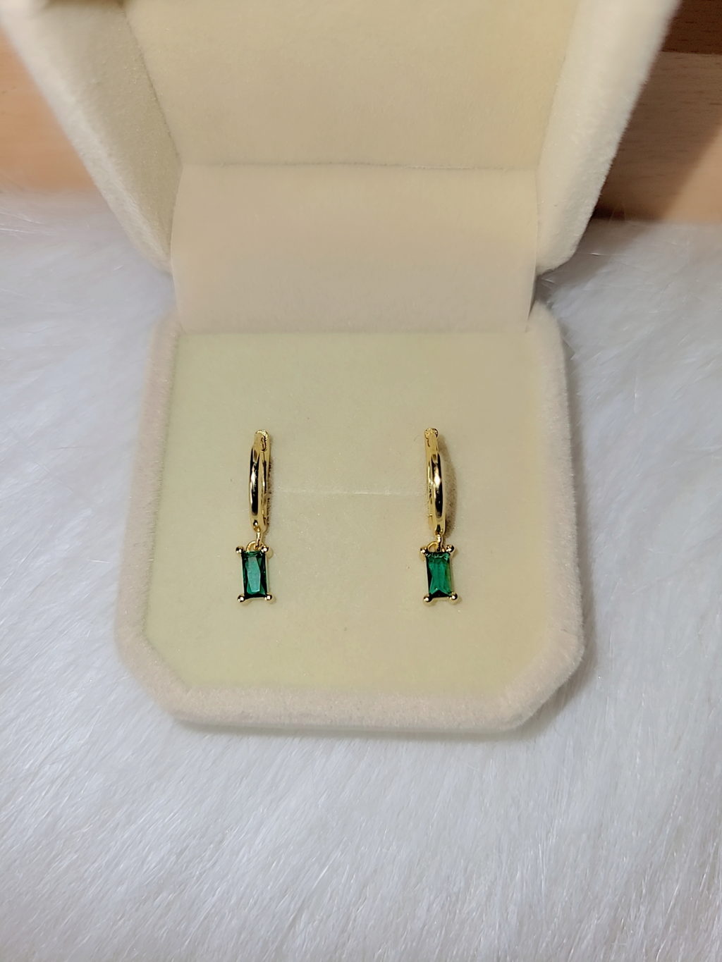 SilverBloom 925 Sterling Silver Green CZ Drop Huggie Earrings – Silver or 18K Gold Plated
