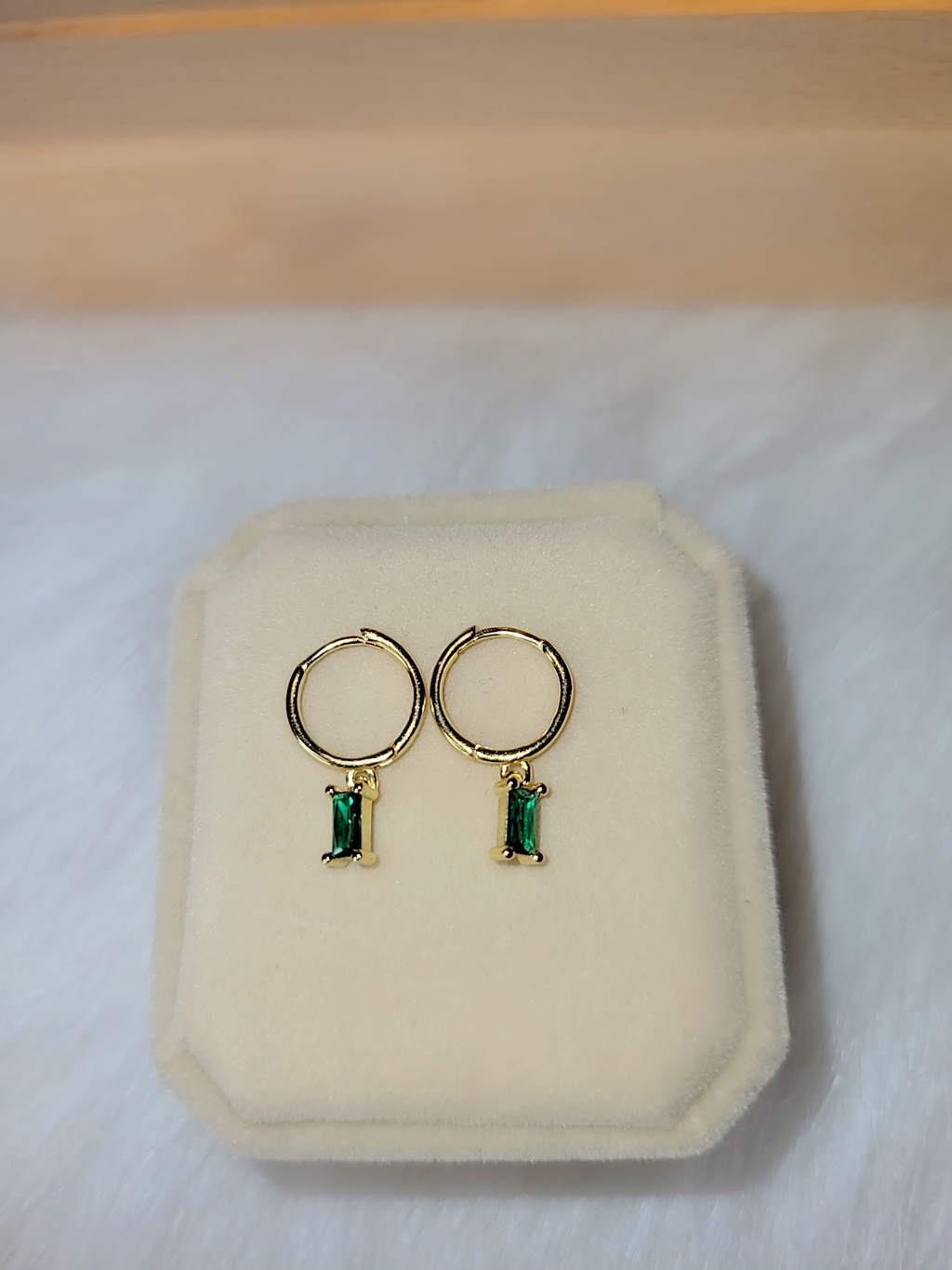 SilverBloom 925 Sterling Silver Green CZ Drop Huggie Earrings – Silver or 18K Gold Plated