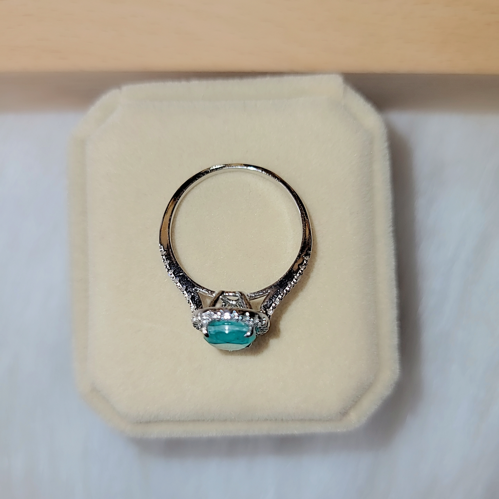 SilverBloom 925 Turquoise-Green Cubic Zirconia Waterdrop Ring – Size 8