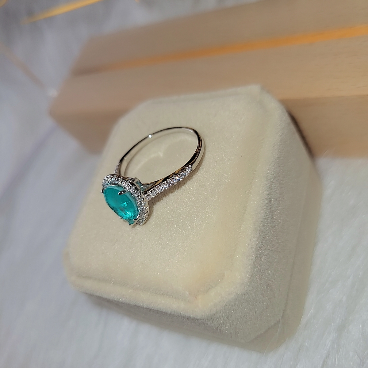 SilverBloom 925 Turquoise-Green Cubic Zirconia Waterdrop Ring – Size 8