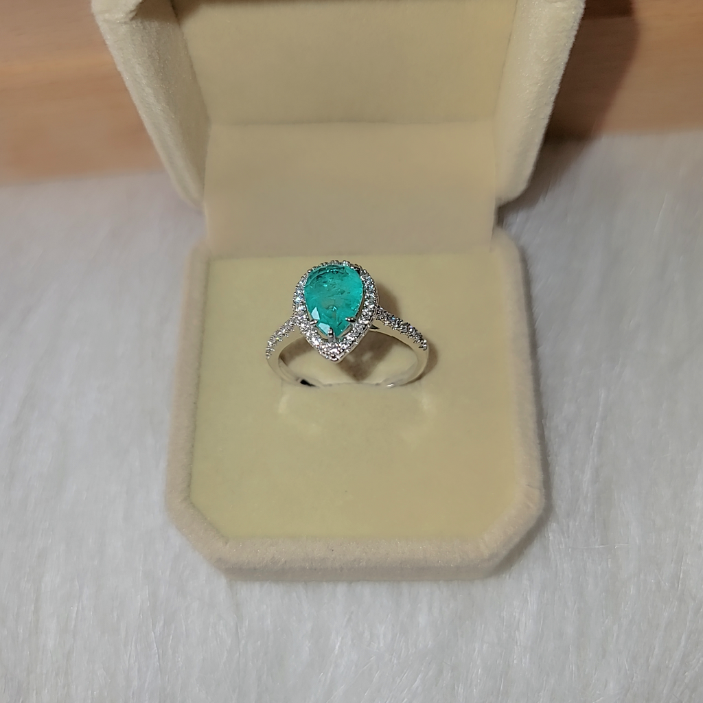 SilverBloom 925 Turquoise-Green Cubic Zirconia Waterdrop Ring – Size 8