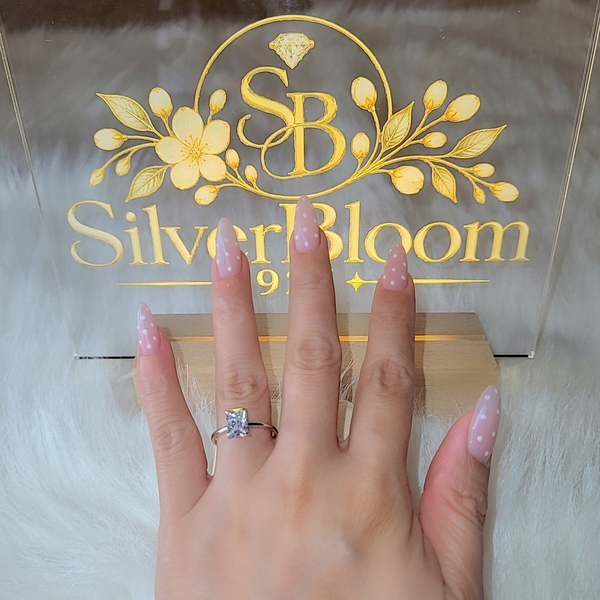 SilverBloom 925 Princess-Cut Cubic Zirconia Ring – Size 8